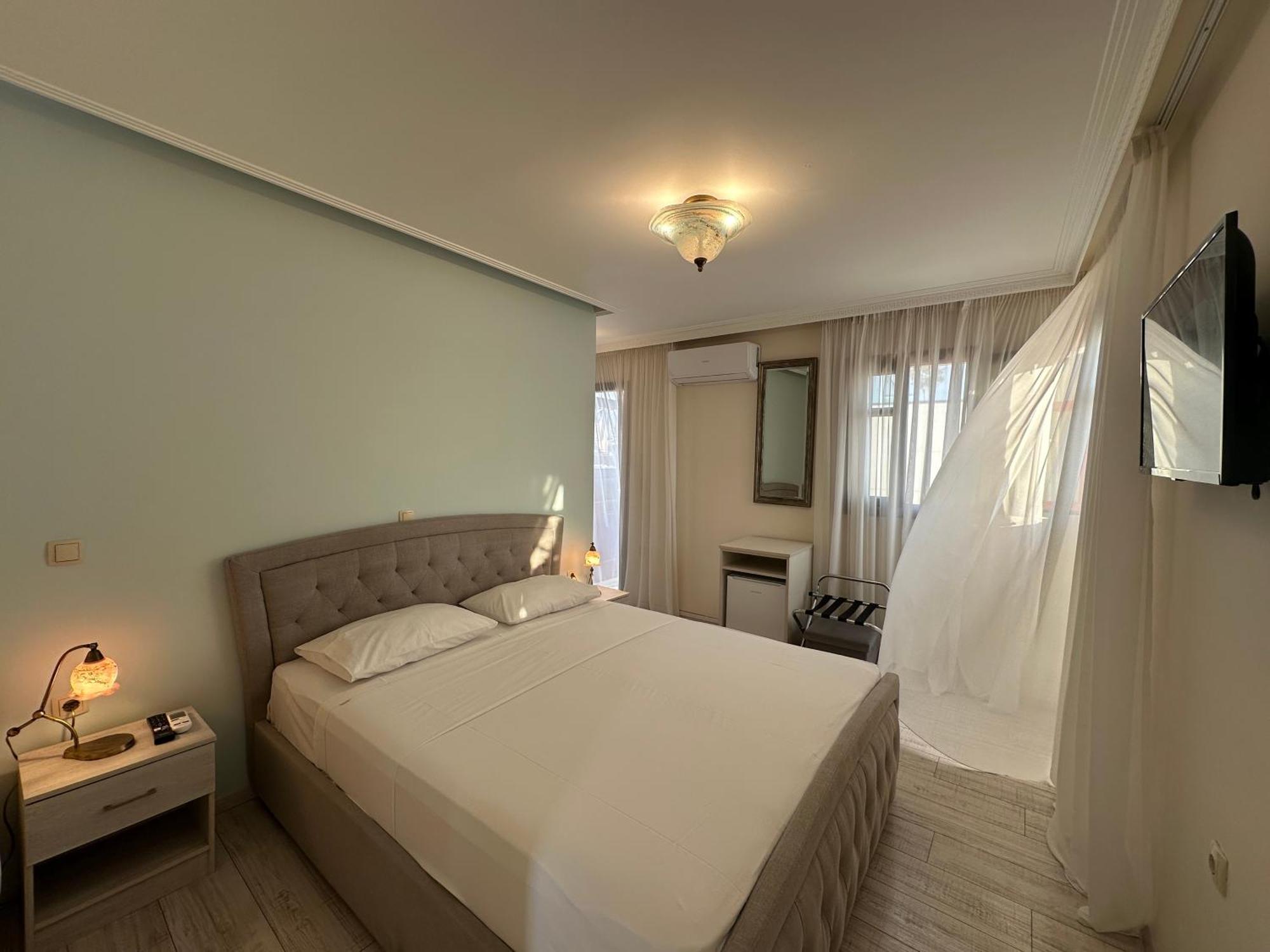 Bed and Breakfast Theasis Афины Экстерьер фото